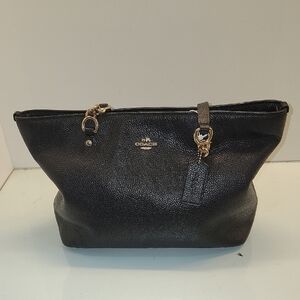 *SOLD*Coach Black Pebbled Leather Purse